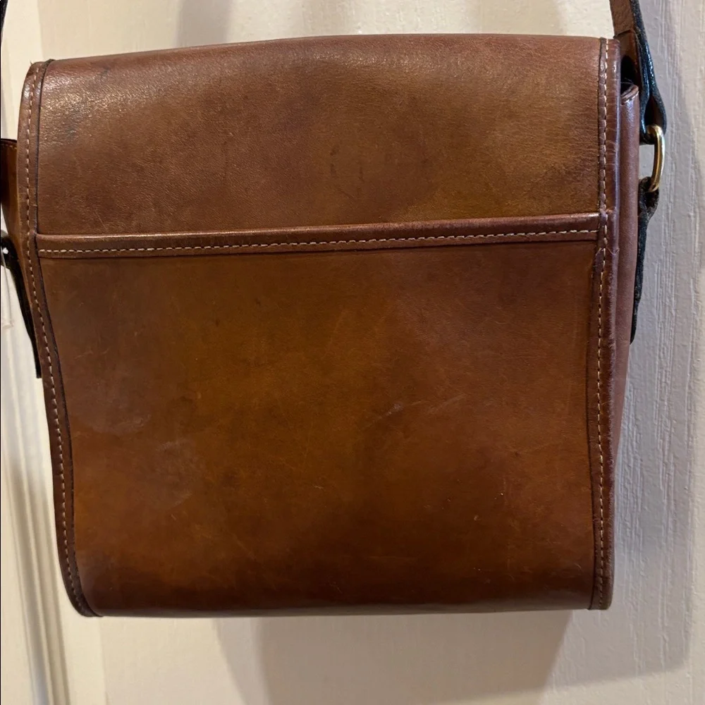 DELFINO BRAND BROWN LEATHER CROSSBODY ADJUSTABLE STRAP THICK SEASONED LEATHER
